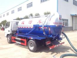 东风4立方多利卡吸污车