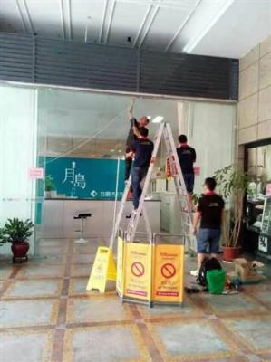 广州天河区商场玻璃门地弹簧维修 门夹维修